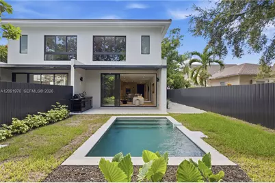 1017 SW 13th Ct, Miami, FL 33135 - Photo 3