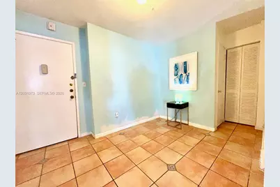 1658 Bay Rd #203, Miami Beach, FL 33139 - Photo 35