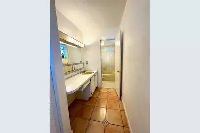 1658 Bay Rd #203, Miami Beach, FL 33139 - Photo 17