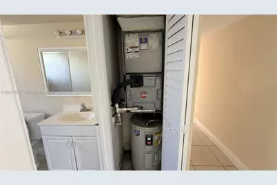 5461 W 24th Ave #18, Hialeah, FL 33016 - Photo 17