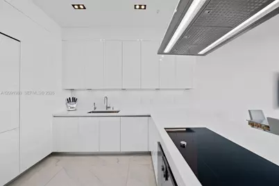 2860 N Ocean Dr, Hollywood, FL 33019 - Photo 13