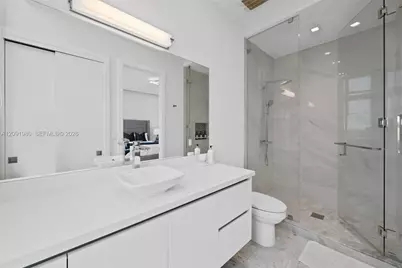 2860 N Ocean Dr, Hollywood, FL 33019 - Photo 29
