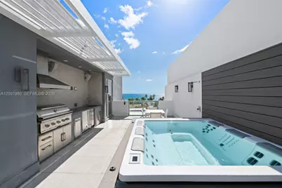 2860 N Ocean Dr, Hollywood, FL 33019 - Photo 31