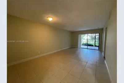 3470 Foxcroft Rd #111, Miramar, FL 33025 - Photo 3
