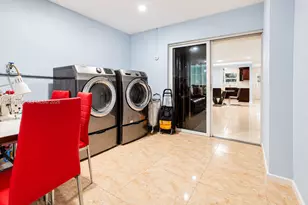 7000 W 15th Ct, Hialeah, FL 33014 - Photo 11