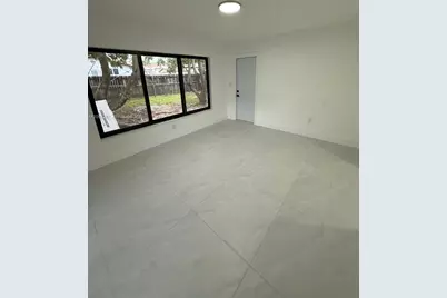 3151 NW 2nd St, Miami, FL 33125 - Photo 21