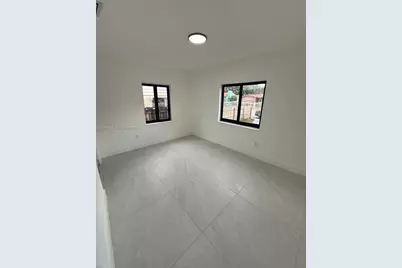3151 NW 2nd St, Miami, FL 33125 - Photo 31