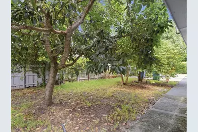 10321 Fairway Heights Blvd, Miami, FL 33157 - Photo 15