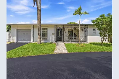 10321 Fairway Heights Blvd, Miami, FL 33157 - Photo 1