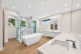33 Pelican Dr, Fort Lauderdale, FL 33301 - Photo 15