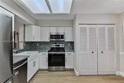 7301 NW 1st St #401, Margate, FL 33063 - Photo 5