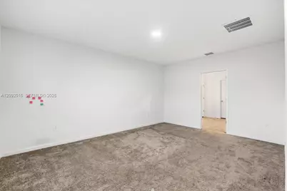 4812 Worchester Dr, Kissimmee, FL 34746 - Photo 9