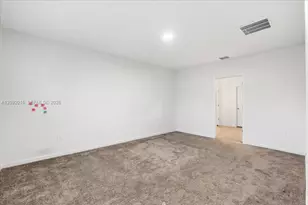4812 Worchester Dr, Kissimmee, FL 34746 - Photo 9