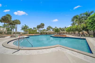 9999 Collins Ave #9J, Bal Harbour, FL 33154 - Photo 55