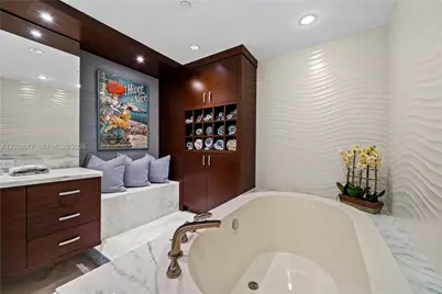 9999 Collins Ave #9J, Bal Harbour, FL 33154 - Photo 39
