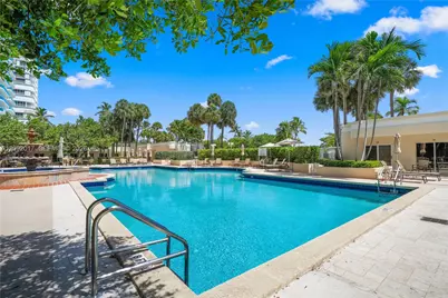 9999 Collins Ave #9J, Bal Harbour, FL 33154 - Photo 51