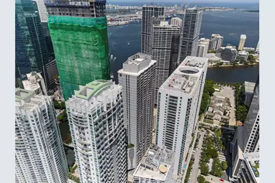 77 SE 5th St #2502, Miami, FL 33131 - Photo 7