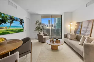 77 SE 5th St, Miami, FL 33131 - Photo 33
