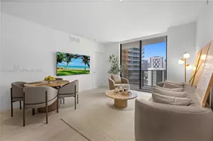 77 SE 5th St, Miami, FL 33131 - Photo 15