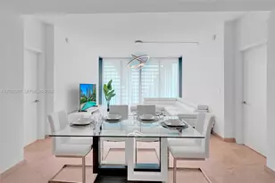 88 SW 7th St, Miami, FL 33130 - Photo 13