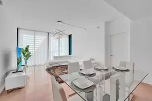 88 SW 7th St, Miami, FL 33130 - Photo 7
