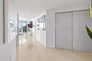 1331 Brickell Bay Dr, Miami, FL 33131 - Photo 25