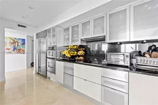 1331 Brickell Bay Dr, Miami, FL 33131 - Photo 47