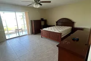 1087 Cornwall E, Boca Raton, FL 33434 - Photo 9