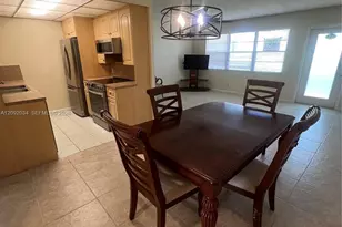 1087 Cornwall E, Boca Raton, FL 33434 - Photo 5