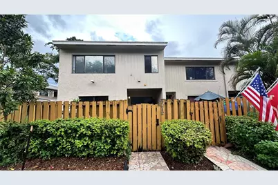 5012 S University Dr, Davie, FL 33328 - Photo 1