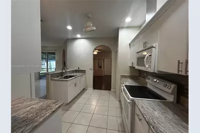3894 Roderigo, North Port, FL 34286 - Photo 5