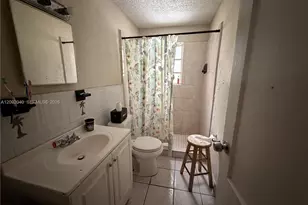 10124 NW 25th Ave, Miami, FL 33147 - Photo 9