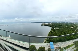 175 SE 25th Rd, Miami, FL 33129 - Photo 15