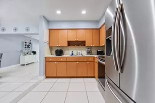 4870 NW 169th St, Miami Gardens, FL 33055 - Photo 15
