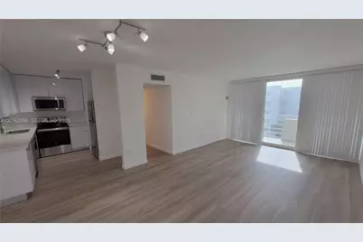 8050 NW 8th St #1407, Miami, FL 33126 - Photo 5