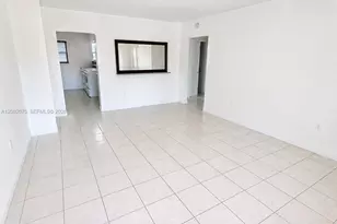 985 SW 10th St, Miami, FL 33130 - Photo 13