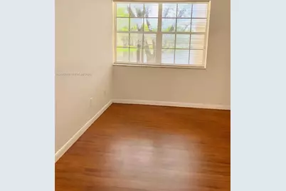 631 Cypress Lake Blvd #J17, Deerfield Beach, FL 33064 - Photo 9