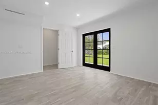 434 Aragon Ave, Coral Gables, FL 33134 - Photo 11