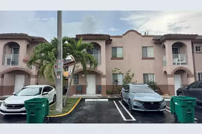 8732 NW 107th Ter #8732, Hialeah Gardens, FL 33018 - Photo 1