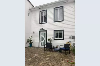 1324 W 71st St, Hialeah, FL 33014 - Photo 3
