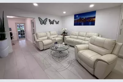 1324 W 71st St, Hialeah, FL 33014 - Photo 7