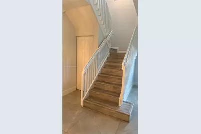 3301 W 89th Ter, Hialeah, FL 33018 - Photo 29