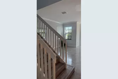 3301 W 89th Ter, Hialeah, FL 33018 - Photo 19
