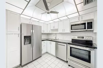 20301 W Country Club Dr. #2428, Aventura, FL 33180 - Photo 19