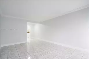 7640 Carlyle Ave, Miami Beach, FL 33141 - Photo 5