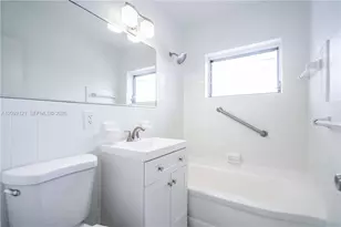 7640 Carlyle Ave, Miami Beach, FL 33141 - Photo 13