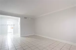 7640 Carlyle Ave, Miami Beach, FL 33141 - Photo 3