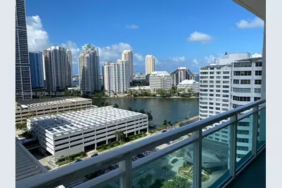 950 Brickell Bay Dr #1708, Miami, FL 33131 - Photo 15