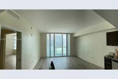 950 Brickell Bay Dr #1708, Miami, FL 33131 - Photo 5