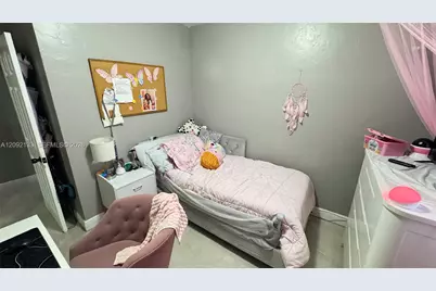 13260 NE Miami Ct, North Miami, FL 33161 - Photo 25